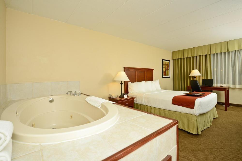 Best Western Plus La Porte Hotel & Conference Center Exterior foto
